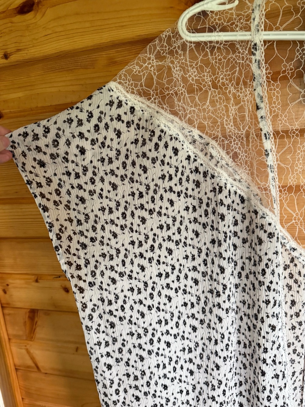 POL White Sheer Lace-Trim Open Front Kimono with Black Floral Print